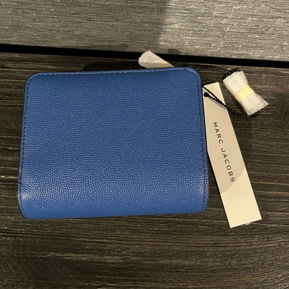 NWT MARC JACOBS THE LEATHER MINI COMPACT WALLET BLUE - Picture 3 of 6
